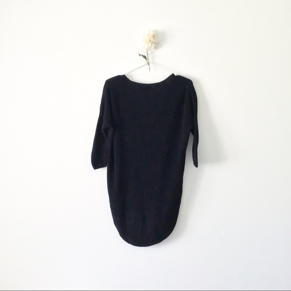 Express Oversized Sweater - Picture 2 of 4